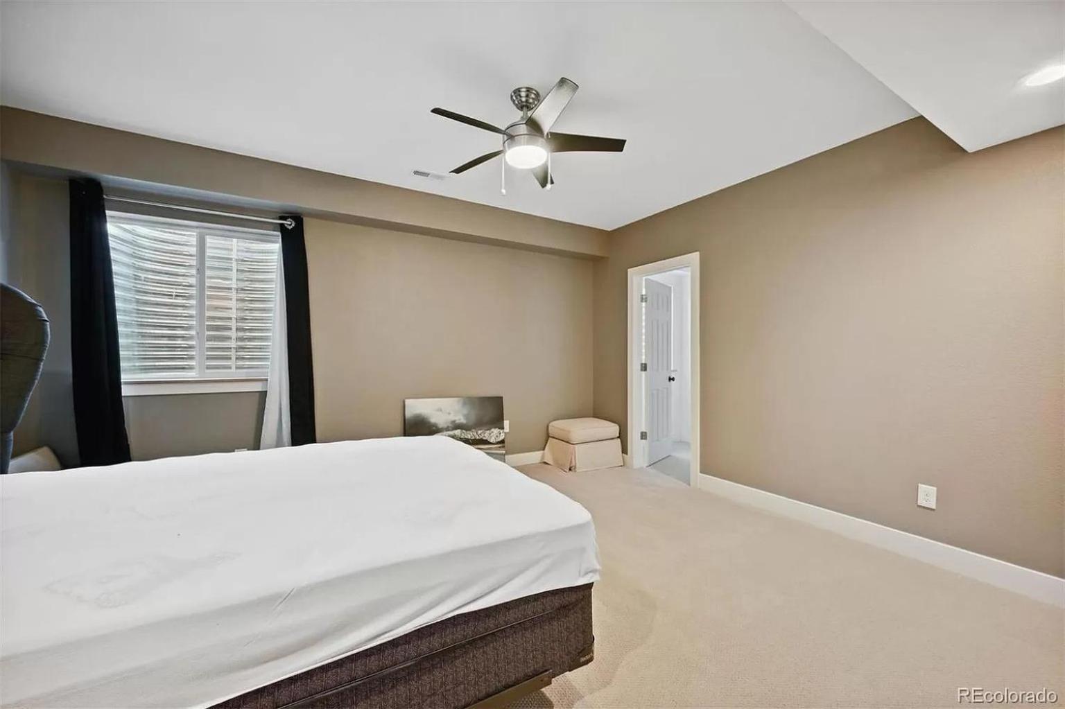 Vila 4br Close To Airport